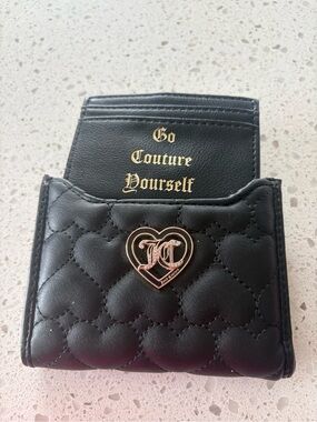 Juicy Couture Cream and Black Logo-Print Card Sleeve